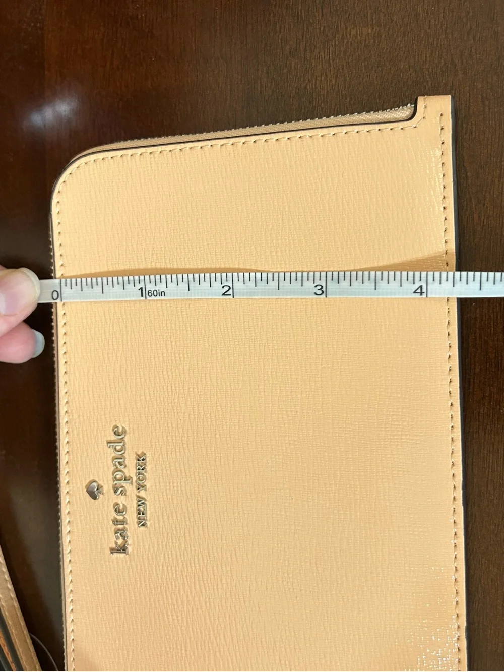 kate spade Lucy Medium L-Zip Wristlet in Citrus Glaze MSRP $139